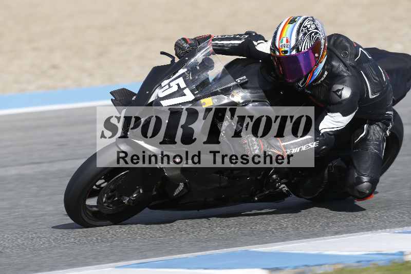 /01 24.-27.01.2025 Moto Center Thun Jerez/schwarz-black/157